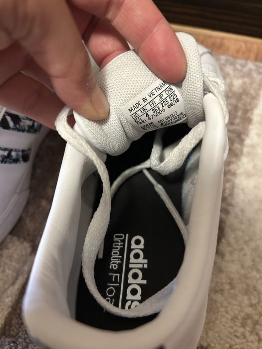 Addidas маратонки