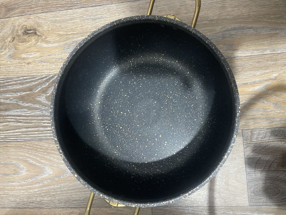 Кастрюля  д25см