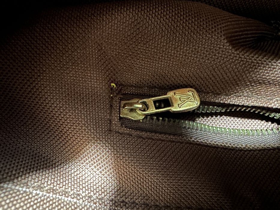 Geanta Louis vuitton