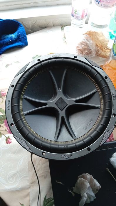 Басс Kicker 2x12 rms2x300