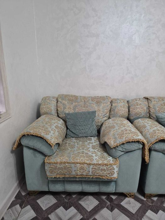 Продам диван и кресло