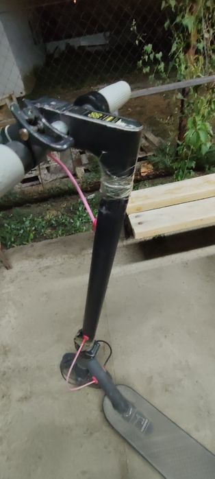 Продаю электро самокат
