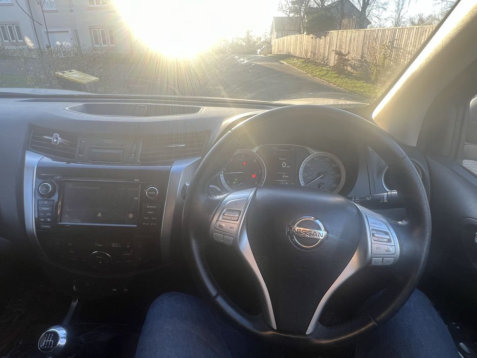 Nissan navara tekna  2.3DCI biturbo 190 cp an 2018 euro 6 adblue