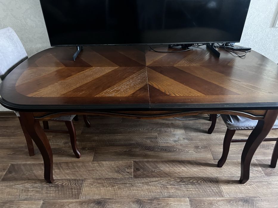 Продам стол б/у в хорошем состочнии