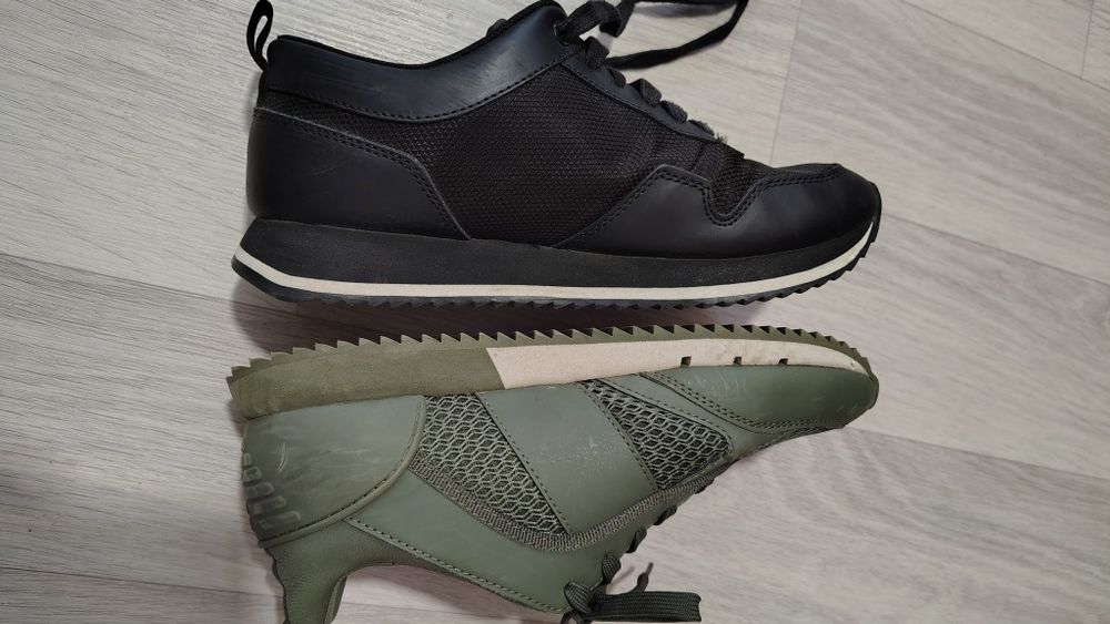 Продам кроссовки мужские