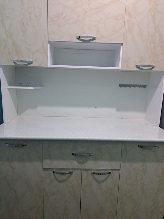 Oshxona garnitur 1.5m Oq Mramor + Tosh stol IDEAL