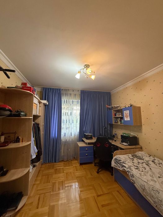 Продам картиру в центре города