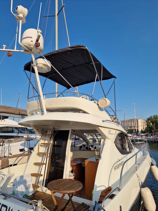 Yacht Starfisher 34 fly
