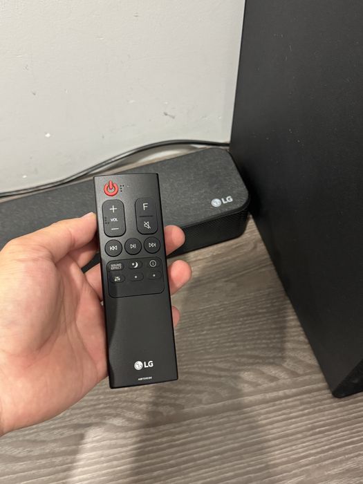 Саундбар LG SN5R