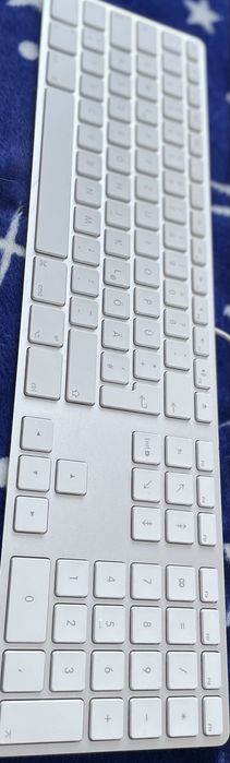 Vand tastatura Apple Magic Touch ID and Numeric Keypad (2024), Layout INT, Silver-White