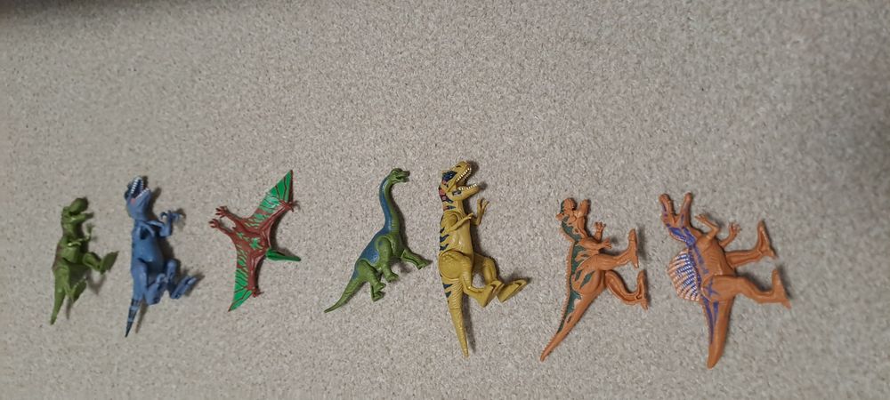 Dinozaur set cu mai mulți dinozauri