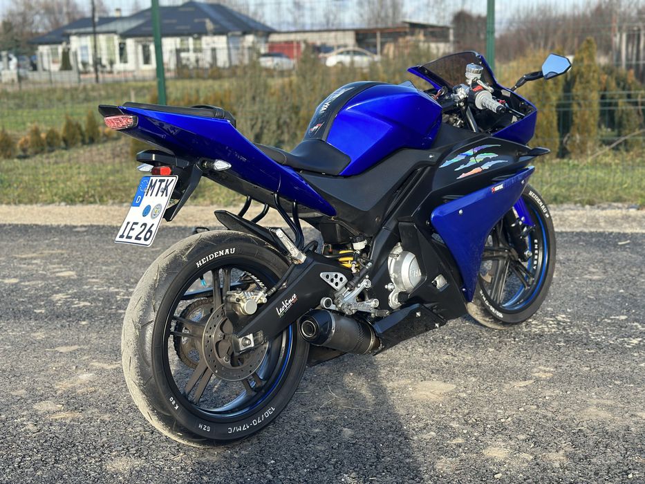 Yamaha yzf 125 A1 Leo Vince
