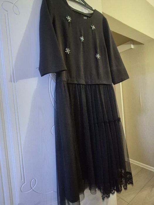 Продам отличное платье