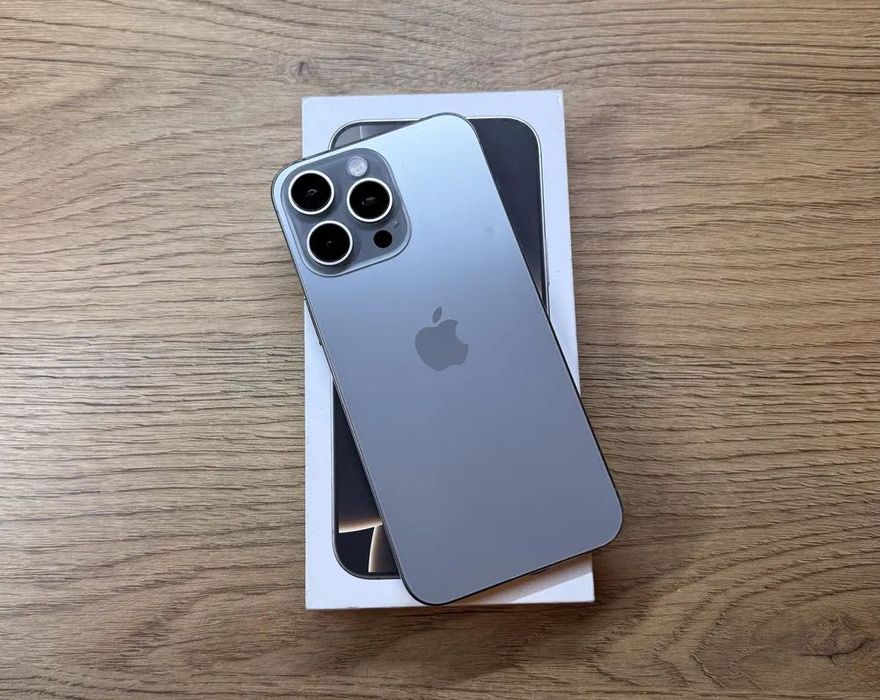 Iphone 15 pro max 512 GB 100% Battery