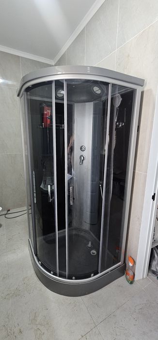 Душевая кабинка  90х90