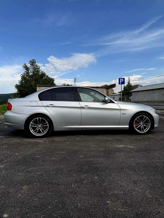BMW 318d E90 LCI