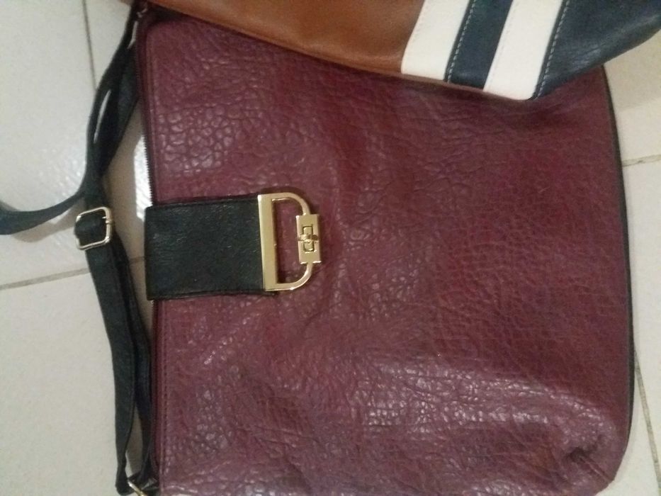 Страхотни дамски чанти!