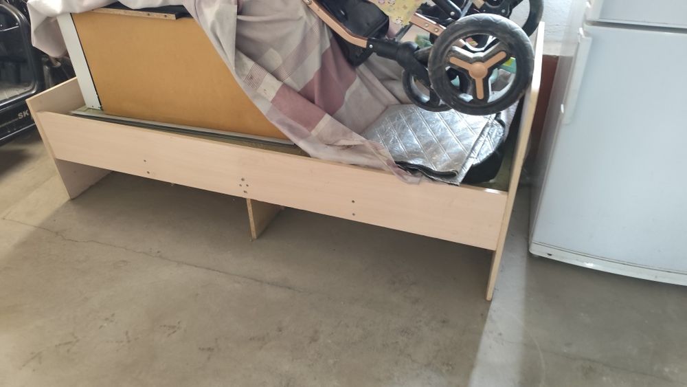 Детская кровать продаю