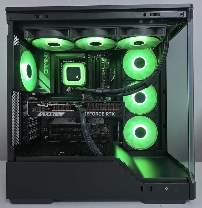 PC Gaming Ryzen 7 9800X3D RTX 5070 32GB RAM