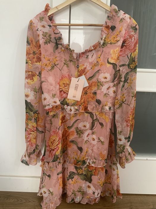 Нова рокля Miss Guided