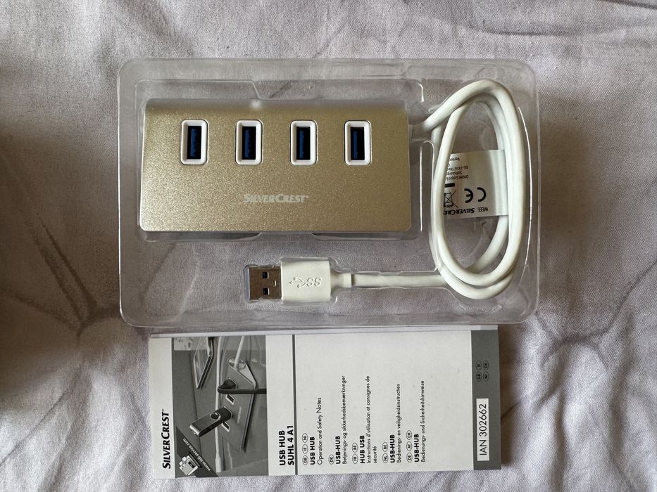 HUB multi USB cu 4 spoturi cu adaptor de alimentare