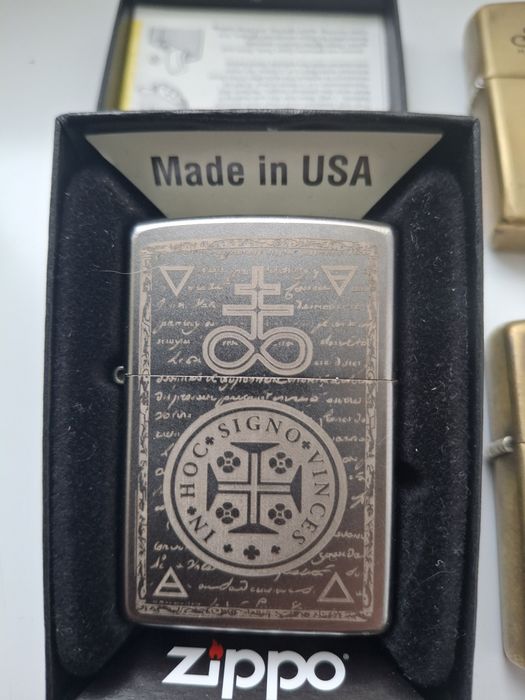 Brichete Zippo veche