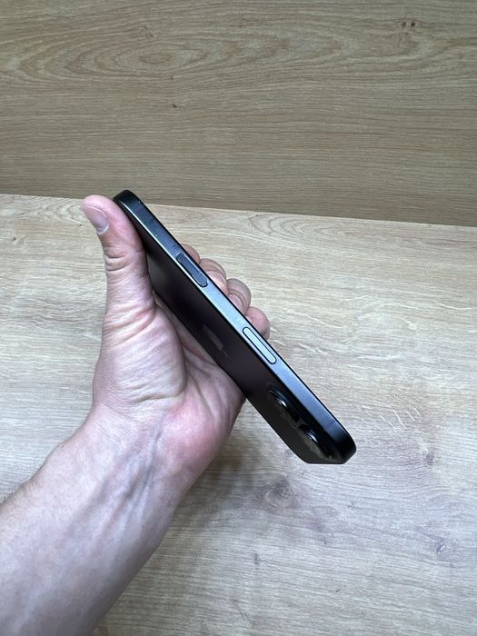 iPhone 16 128Gb Negru 92% battery life