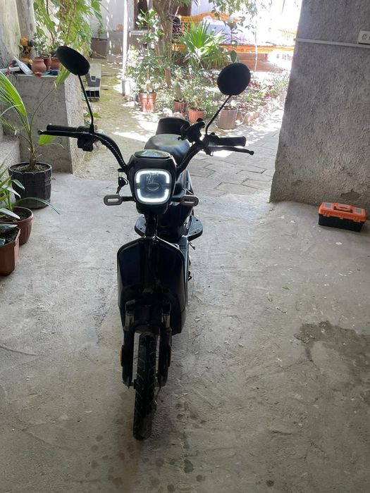 Skutir chuntak madem