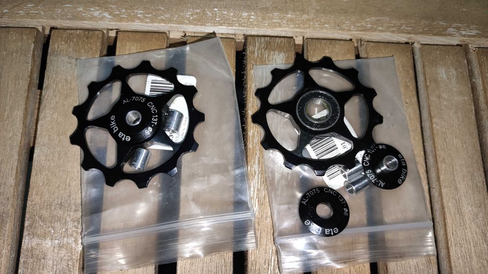 алум.спейсъри, колелца оптегач, ключалка,  Грипове, Скоба за Грип