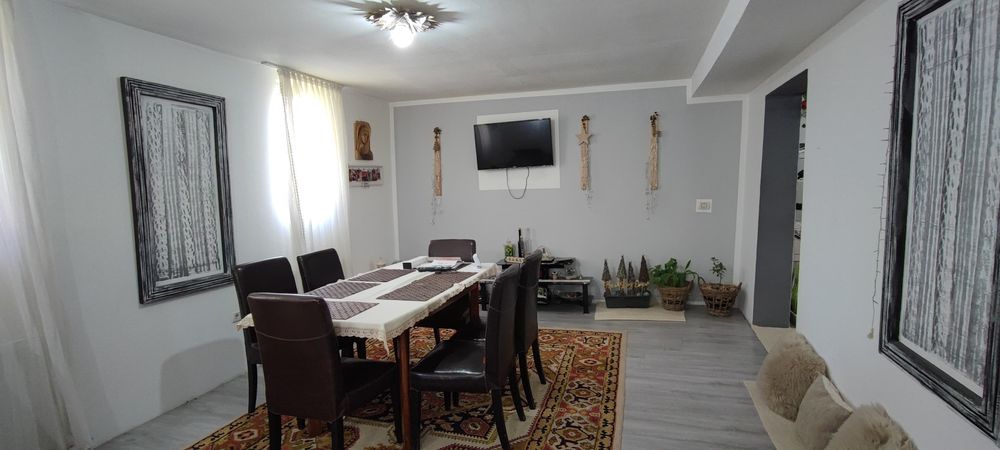 Casa de vânzare 784m2 str Horia