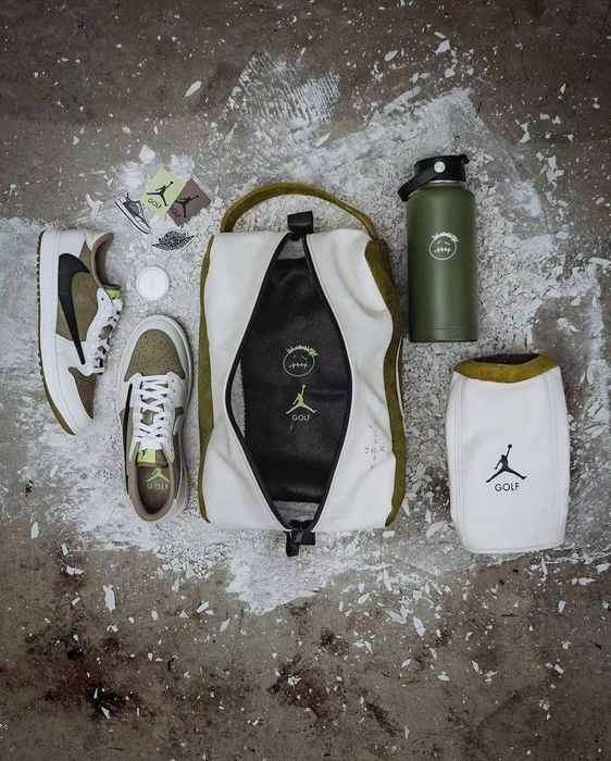 Кроссовки  Air Jordan 1 Travis  Scott