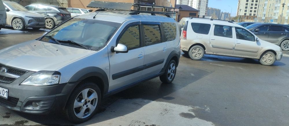 Продам рабочую лошадку Ларгус 18 год