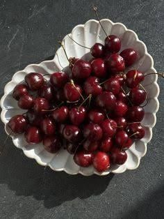 Продам Домашнюю Вишенку