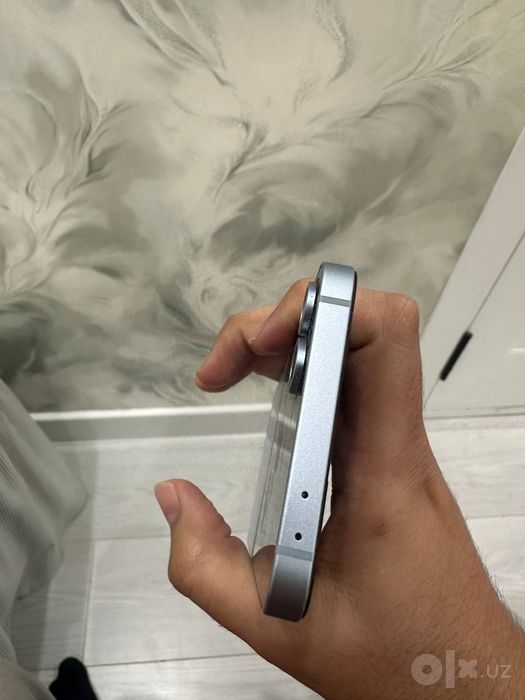 Samsung flip 6 ..