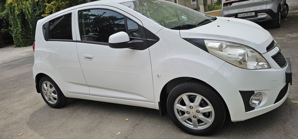 Chevrolet Spark AT