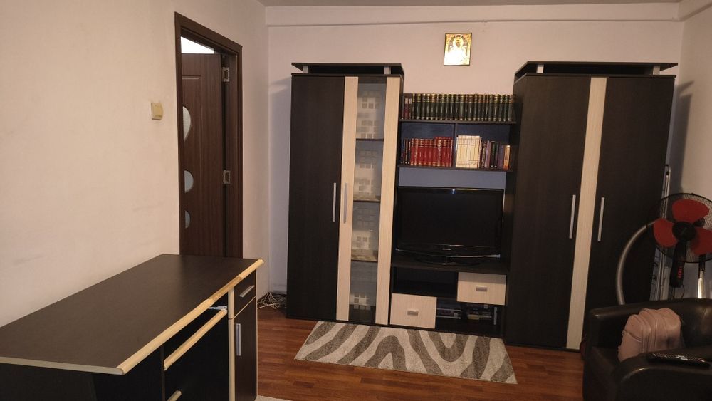 Apartament de închiriat