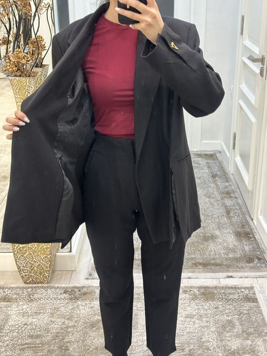 Теплый черный пиджак