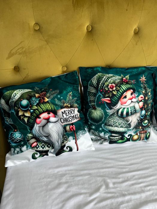 Set funda mare catifea + 4 perne decorative de Crăciun,
