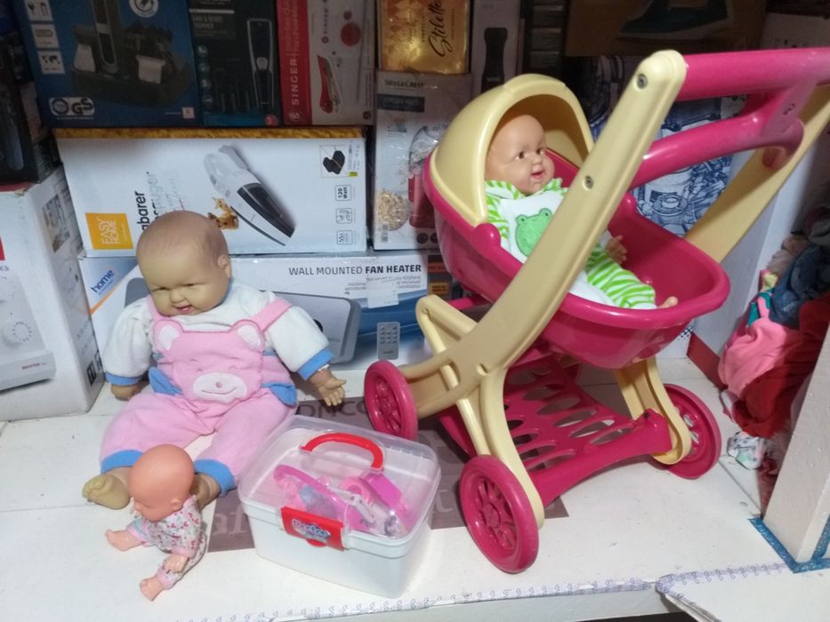 Carucior si Bebelusi Jucari Copii