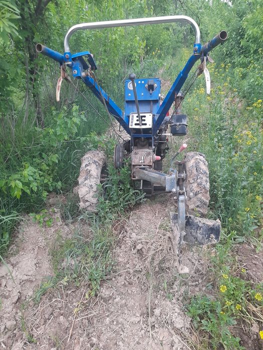 Zubr 1100sotiladi
