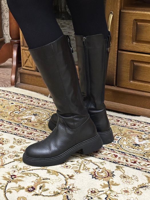 Продам зимние сапоги