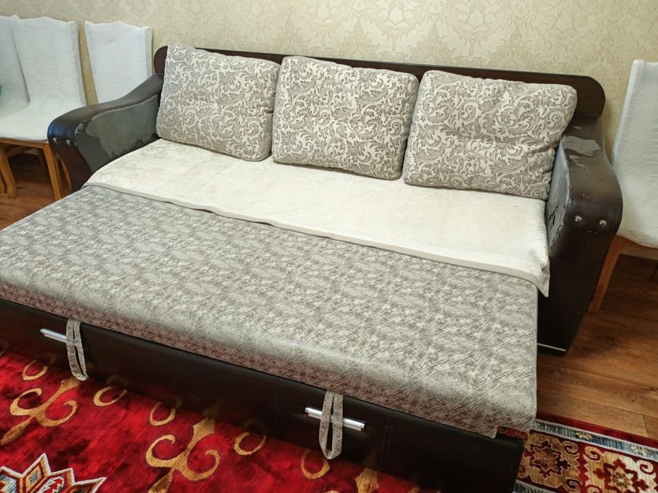 Диван трансформер отдам даром