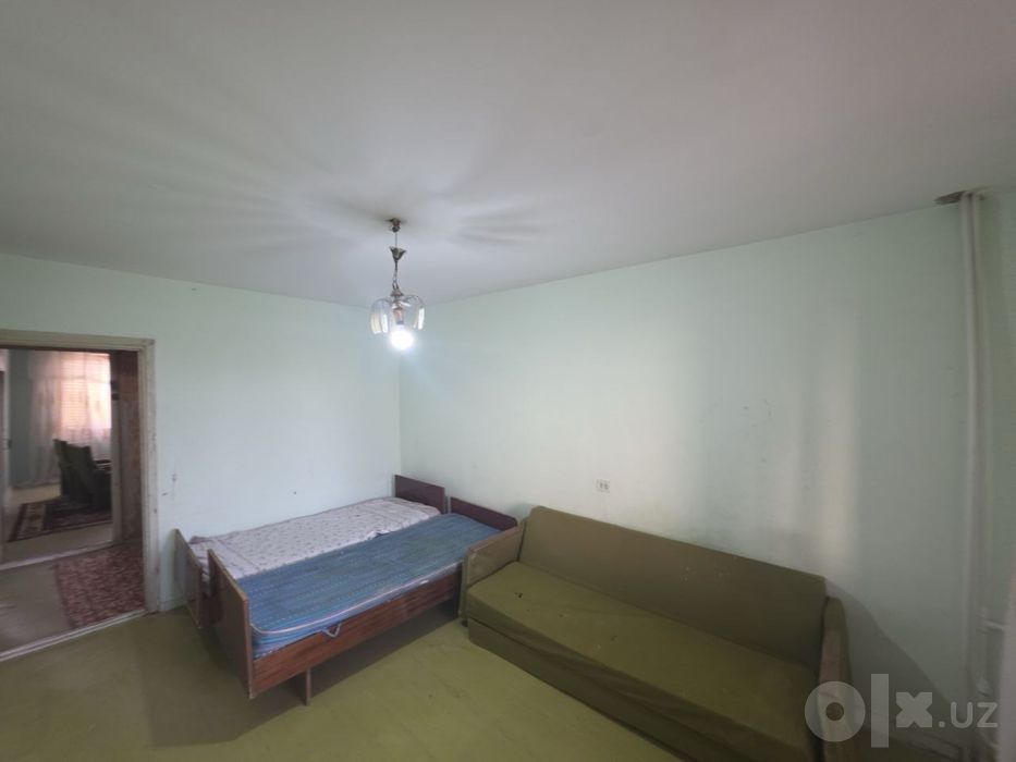 Продается 2 ком. Квартира площадью 50 кв.м. В Саттепо ор. 24 школа