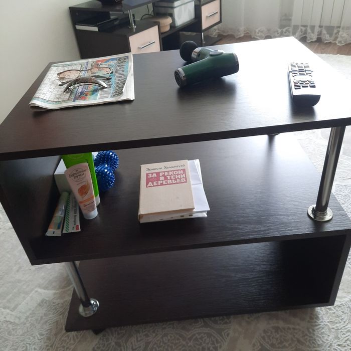 Журнальный  столик