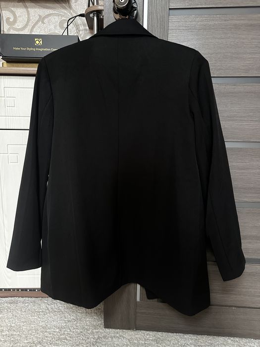 пиджак НОВЫЙ женский классика