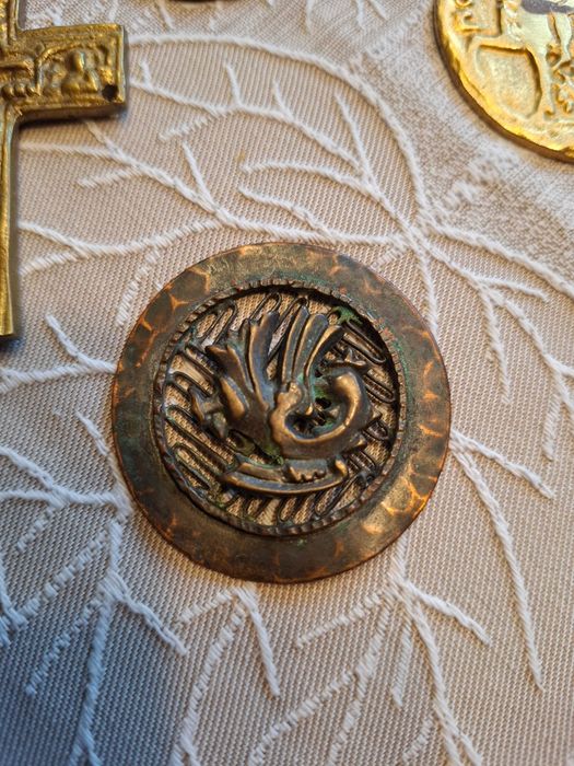 Старинни кръстове медальони