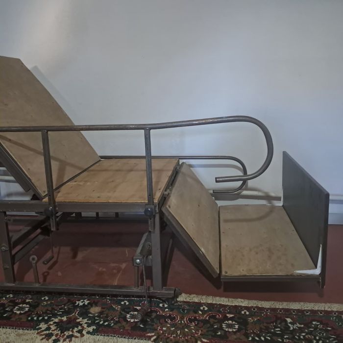 Кровать для лежачих больных