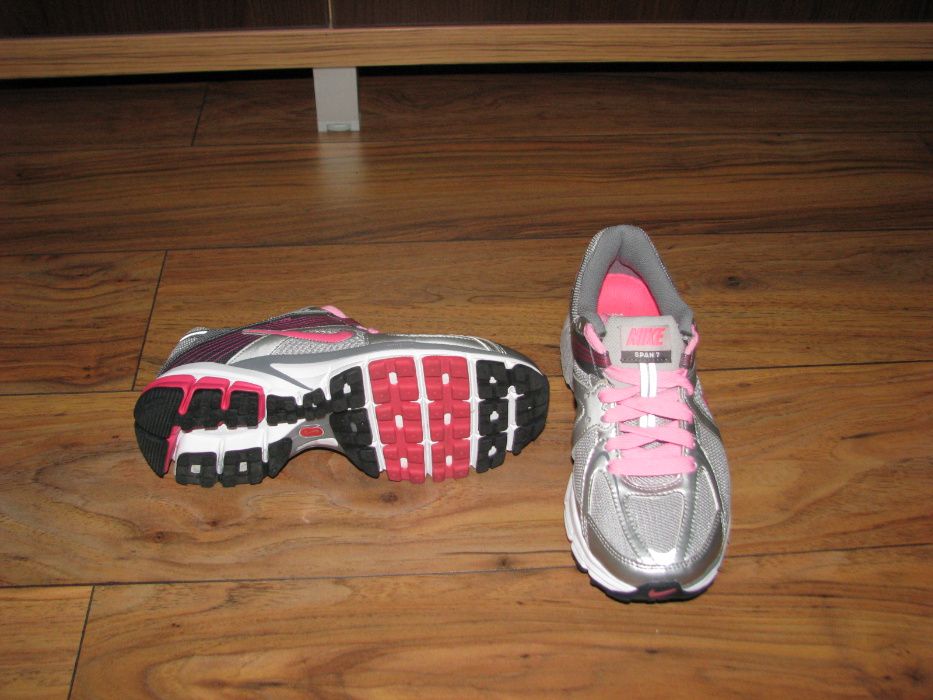 Adidasi NIKE SPAN ca noi mar 37,5 23,5 cm