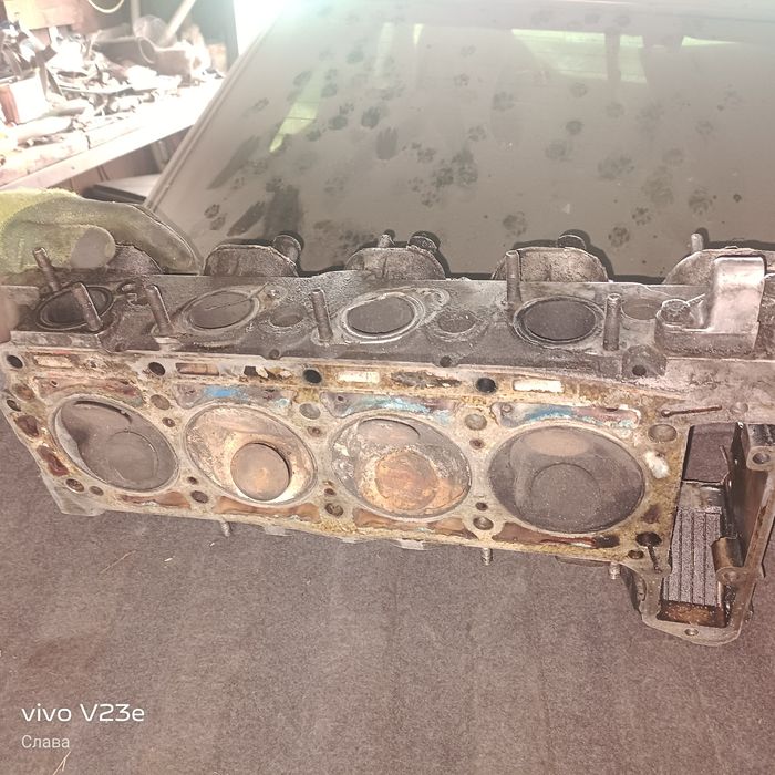 Головка Мерседес 124 объем 2.0