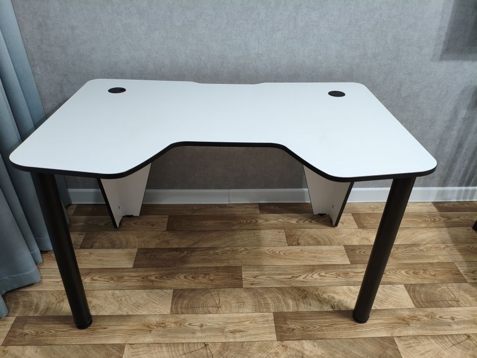 Стол компьютерный DreamDesk 120x80
